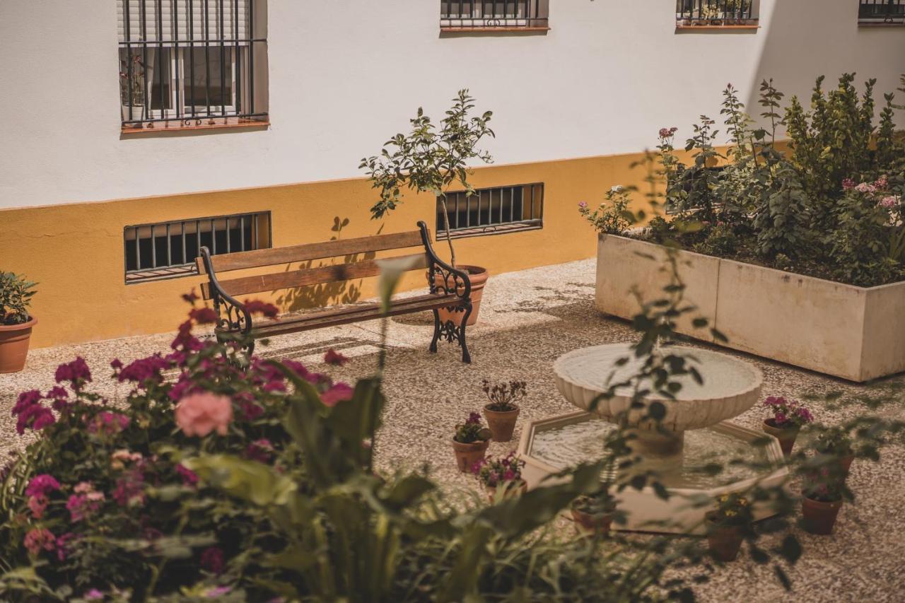 Apartamento Jardin De Santa Paula Севілья Екстер'єр фото
