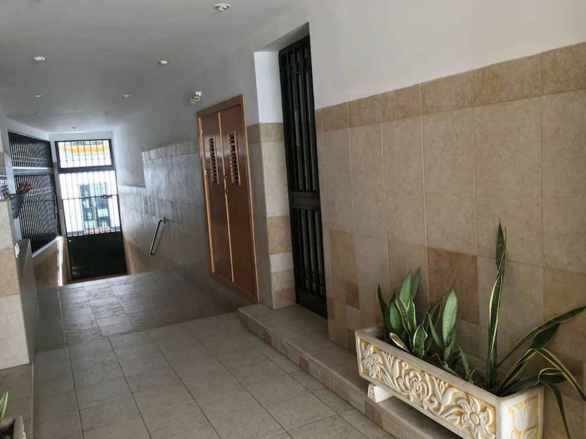 Apartamento Jardin De Santa Paula Севілья Екстер'єр фото